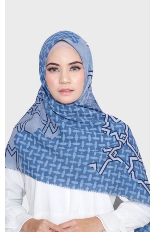 Hijab Segi Empat Voal Lasercut Casablanca Denim